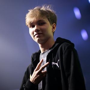 在竞争激烈 在竞争激烈